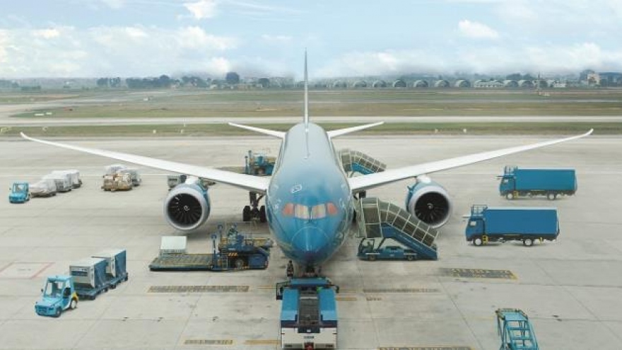 Vietnam Airlines to resume regular international flights next week